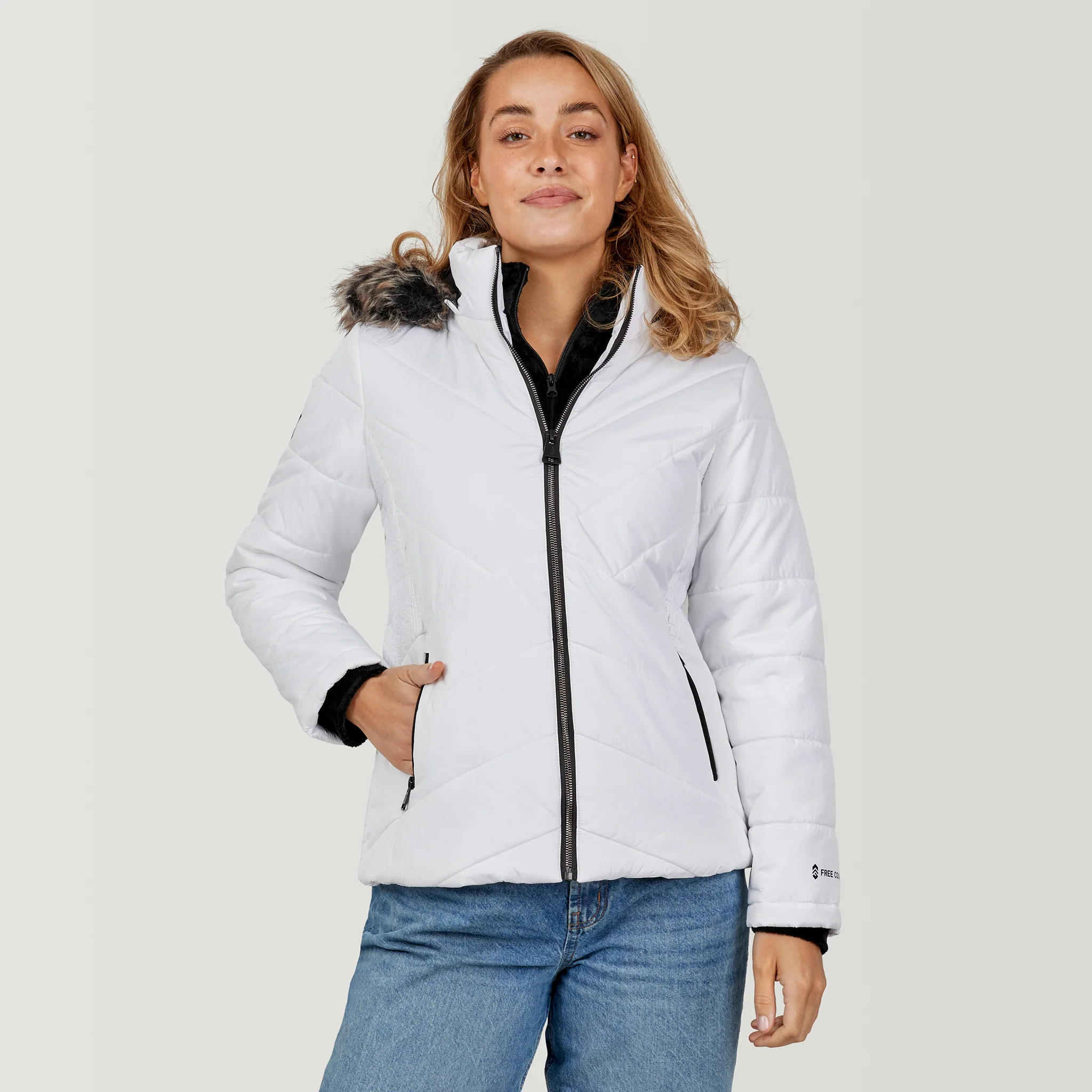 Women's Brisk II Parka Jacket - Image 10