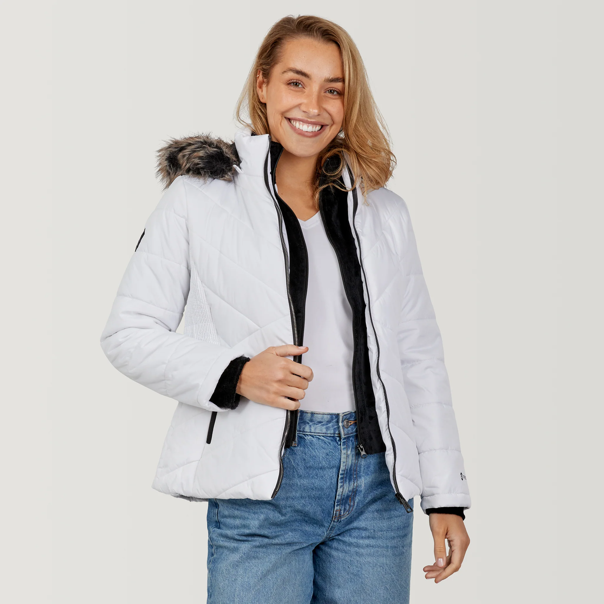 Women's Brisk II Parka Jacket - Image 11