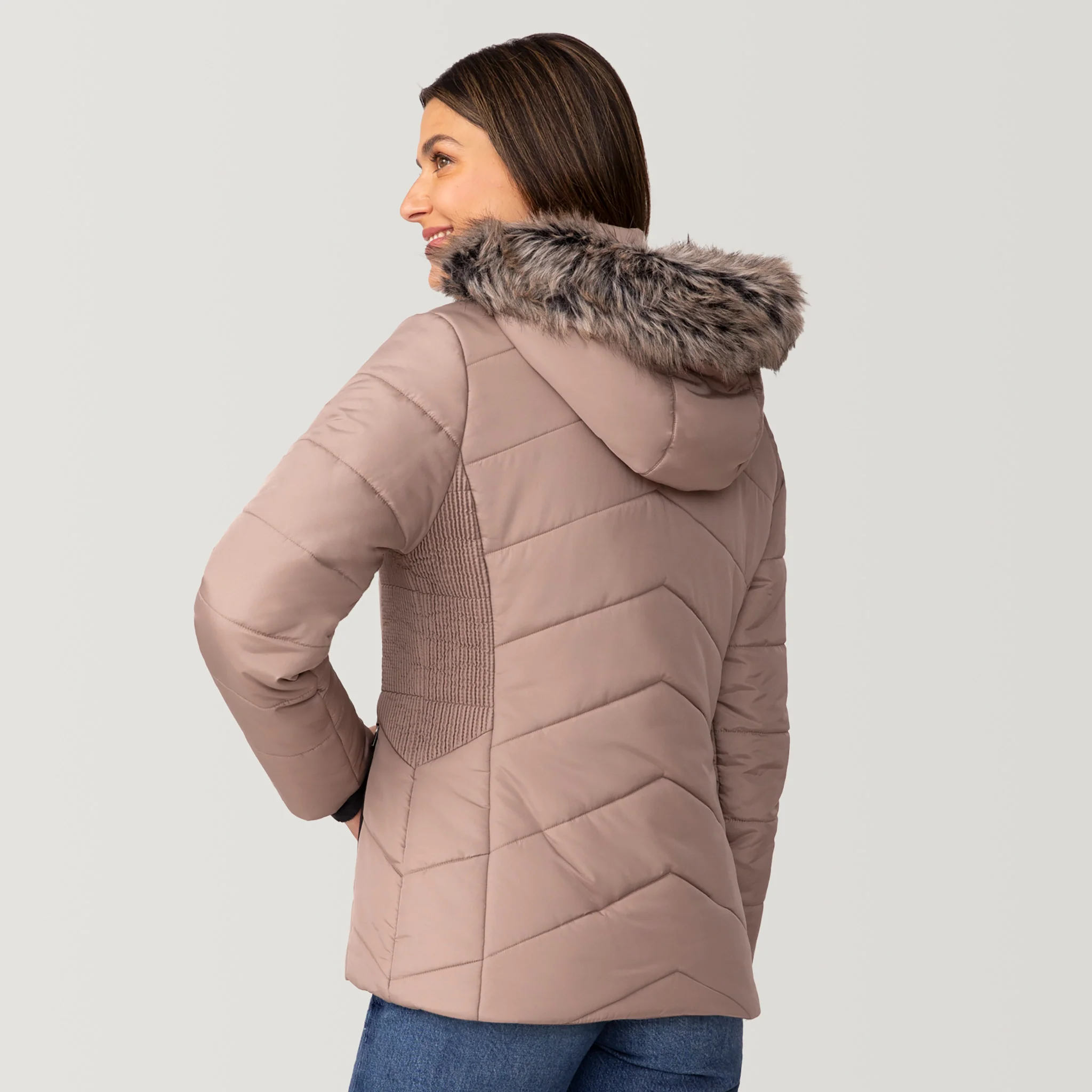 Women's Brisk II Parka Jacket - Image 8