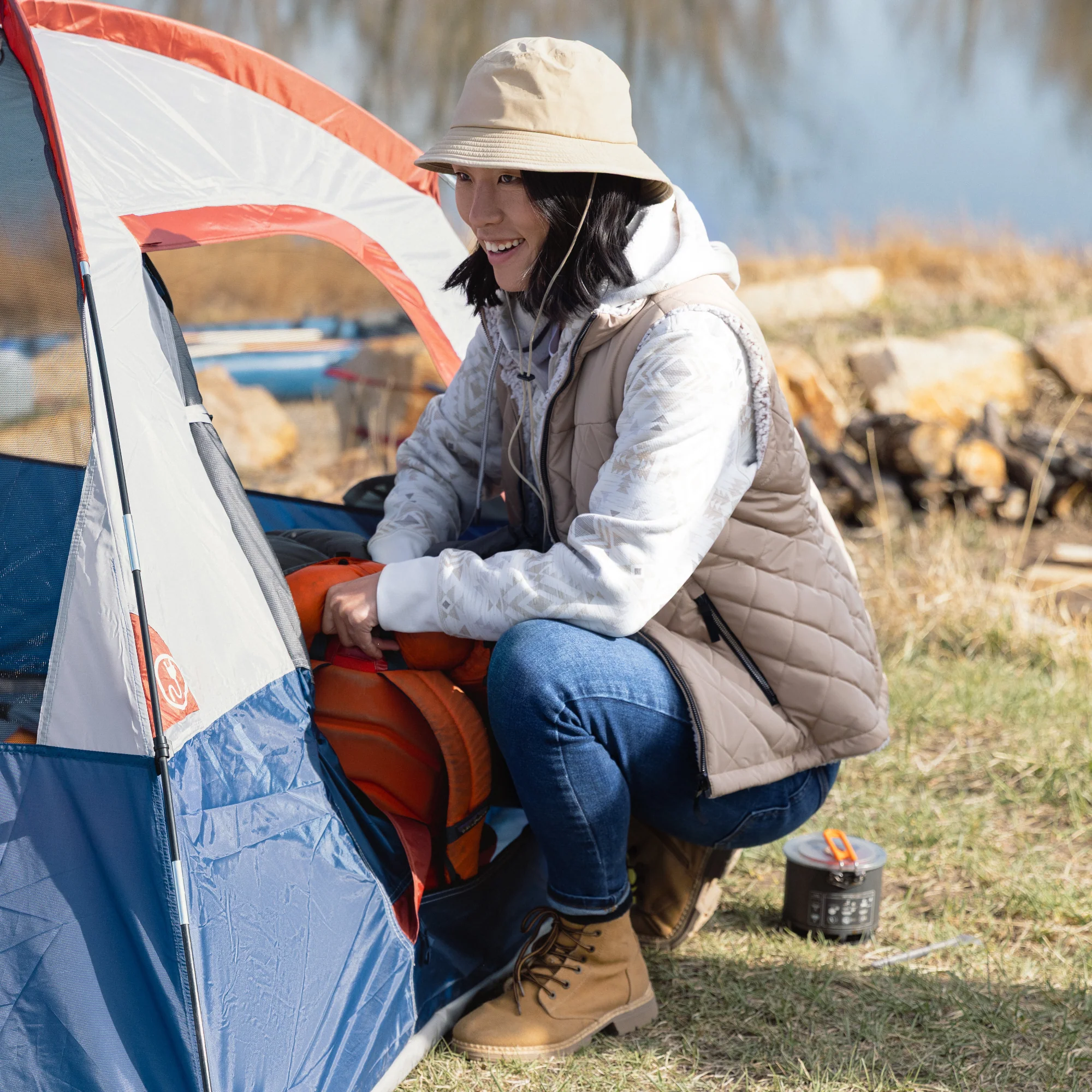 Women's Expedition II Stratus Lite Reversible Vest - Image 6