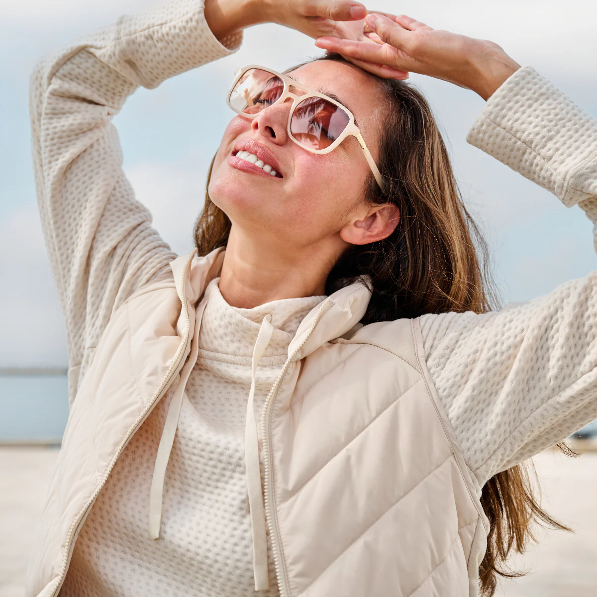 Women's Quilted Hybrid Vest - Image 26